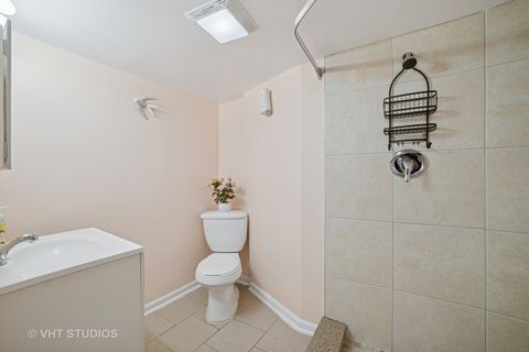 Tiny photo for 558 N Crystal Street, Elgin, IL 60123 (MLS # 12446239)