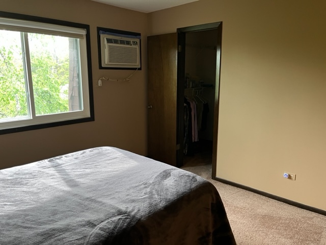 183 N Waters Edge Drive W 301