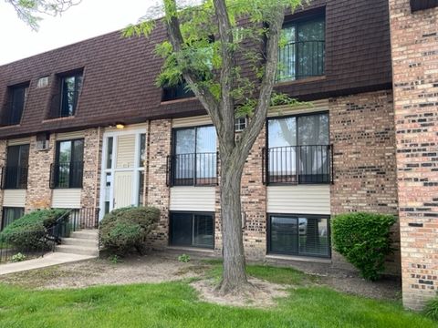 Photo of Glendale Heights, IL 60139 (MLS # 12633880)