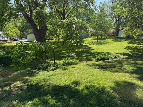 Tiny photo for Carbondale, IL 62901 (MLS # 12628115)