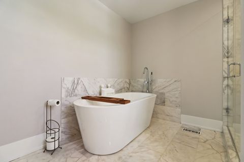 Tiny photo for 25762 N Eagle Drive, Mundelein, IL 60060 (MLS # 12585853)