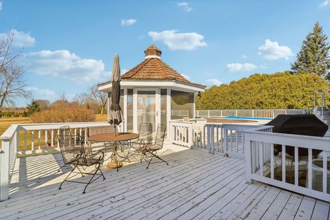 Tiny photo for 25762 N Eagle Drive, Mundelein, IL 60060 (MLS # 12585853)