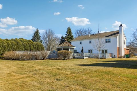 Tiny photo for 25762 N Eagle Drive, Mundelein, IL 60060 (MLS # 12585853)