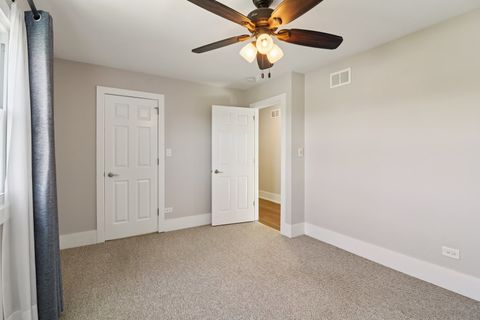 Tiny photo for 25762 N Eagle Drive, Mundelein, IL 60060 (MLS # 12585853)