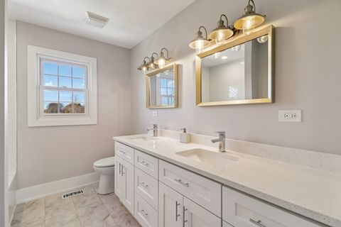 Tiny photo for 25762 N Eagle Drive, Mundelein, IL 60060 (MLS # 12585853)