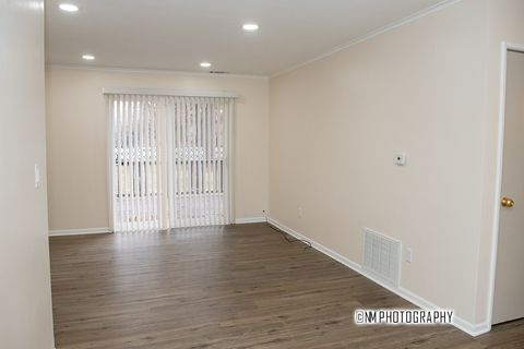 Tiny photo for 16225 Clifton Park Avenue, Markham, IL 60428 (MLS # 12543449)