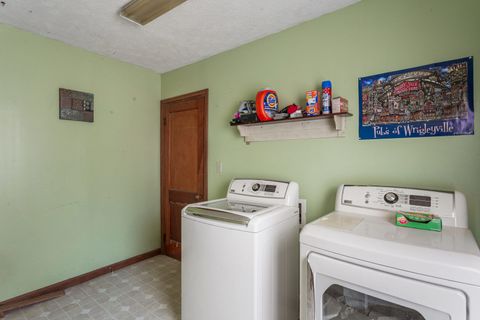 Tiny photo for 300 E Warren Street, Leroy, IL 61752 (MLS # 12548385)