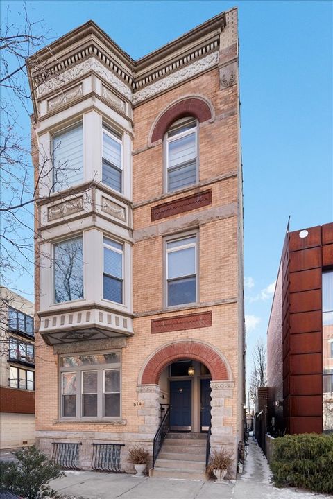 Photo of 514 N Armour Street #1F, Chicago, IL 60642 (MLS # 12477162)