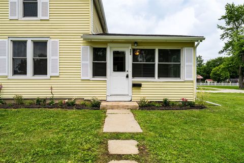 Tiny photo for 503 Commercial Street, Chenoa, IL 61726 (MLS # 12386962)