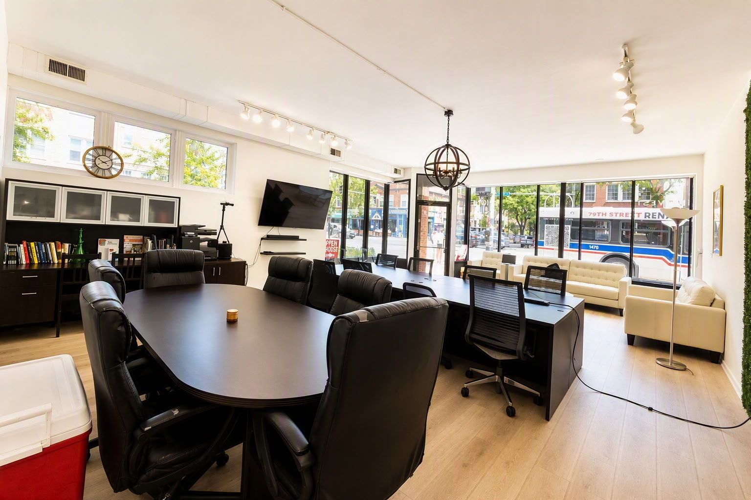 3756 N Ashland Avenue SF