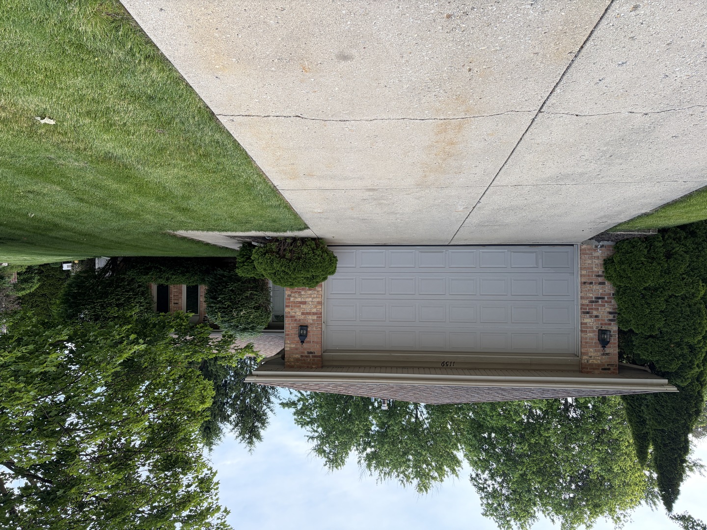 1159 Peachtree Court