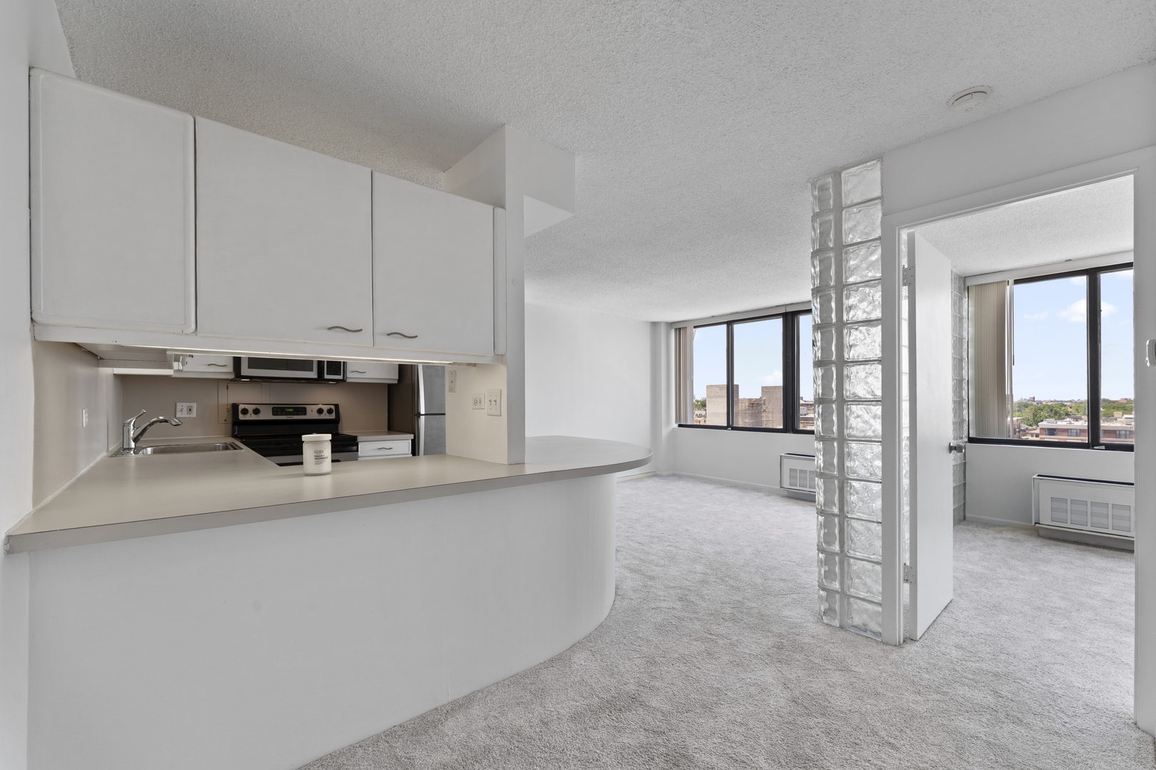 2754 N Hampden Court 1003