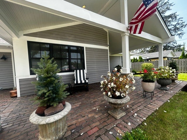525 W Deerpath Road