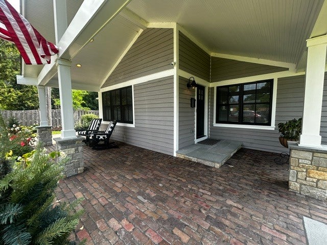 525 W Deerpath Road