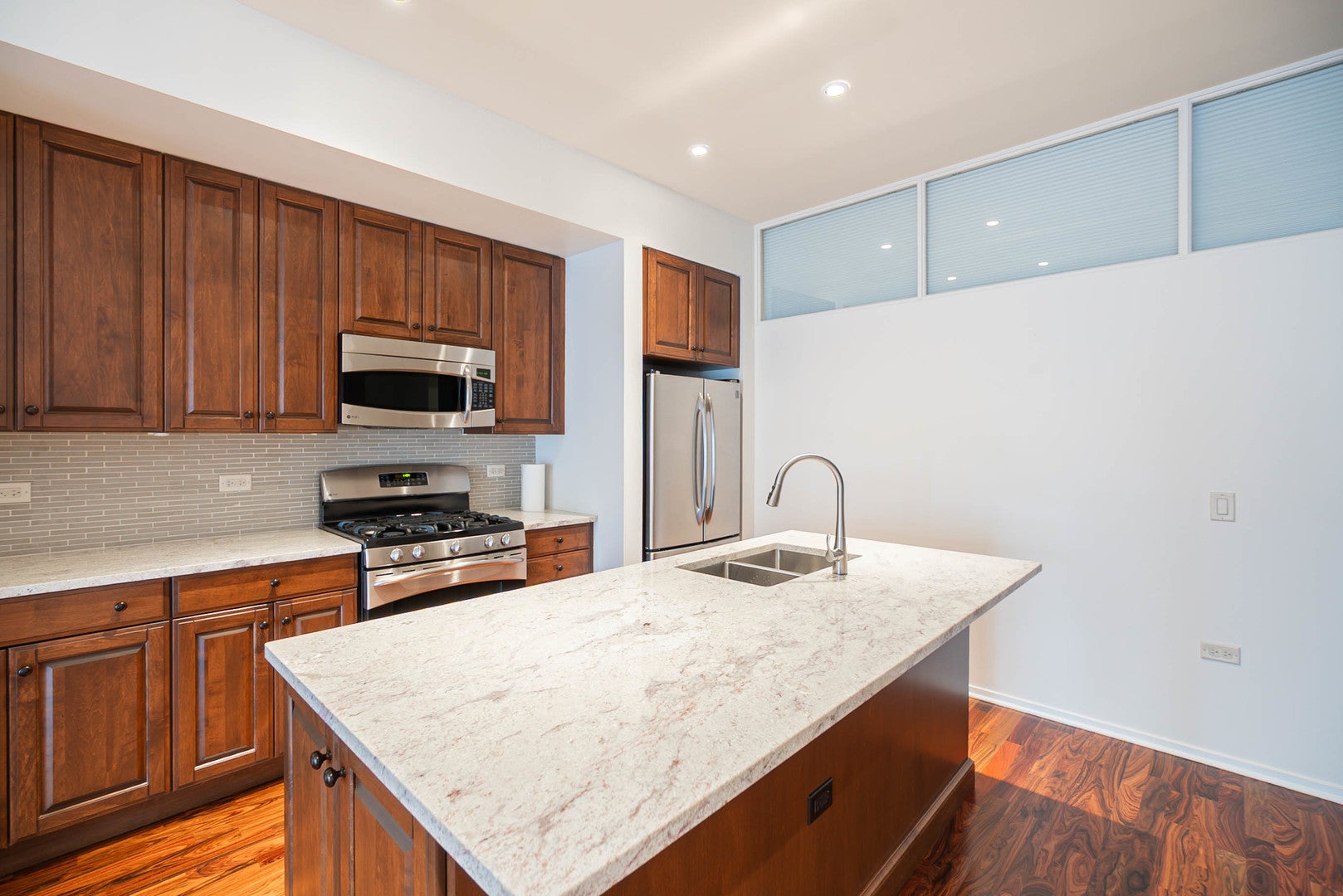 310 S Michigan Avenue 1507