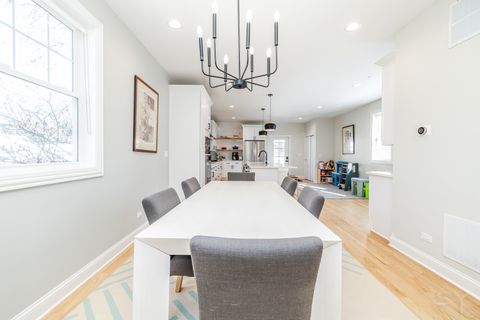 Tiny photo for 2701 Noyes Street, Evanston, IL 60201 (MLS # 12598493)