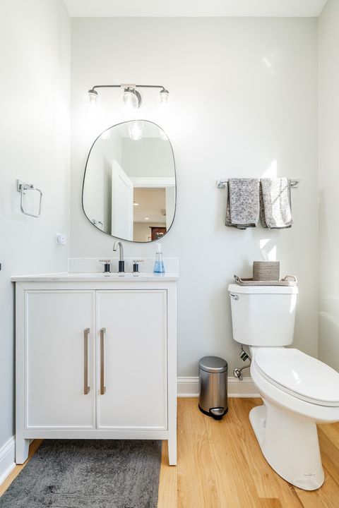 Tiny photo for 2701 Noyes Street, Evanston, IL 60201 (MLS # 12598493)