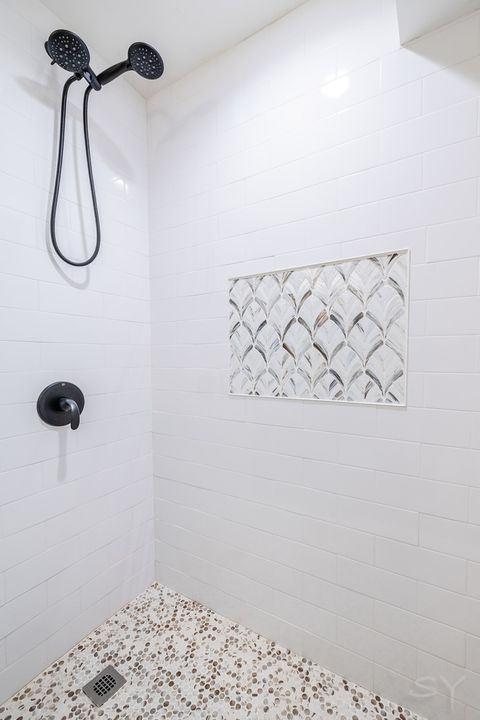 Tiny photo for 2701 Noyes Street, Evanston, IL 60201 (MLS # 12598493)