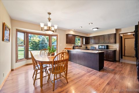 Tiny photo for 39W955 Deer Run Drive, St. Charles, IL 60175 (MLS # 12500759)