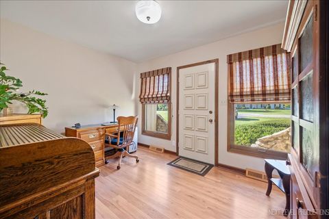 Tiny photo for 39W955 Deer Run Drive, St. Charles, IL 60175 (MLS # 12500759)