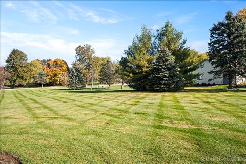 Tiny photo for 39W955 Deer Run Drive, St. Charles, IL 60175 (MLS # 12500759)