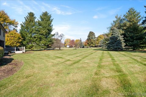 Tiny photo for 39W955 Deer Run Drive, St. Charles, IL 60175 (MLS # 12500759)