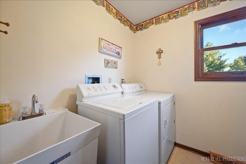 Tiny photo for 39W955 Deer Run Drive, St. Charles, IL 60175 (MLS # 12500759)