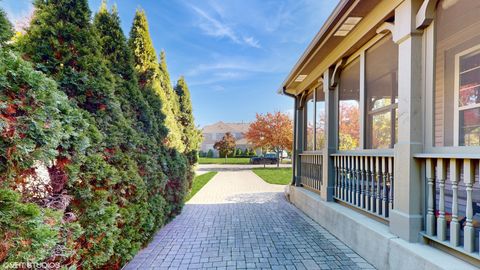 Tiny photo for 1640 S NEWTON Avenue, Park Ridge, IL 60068 (MLS # 12700787)