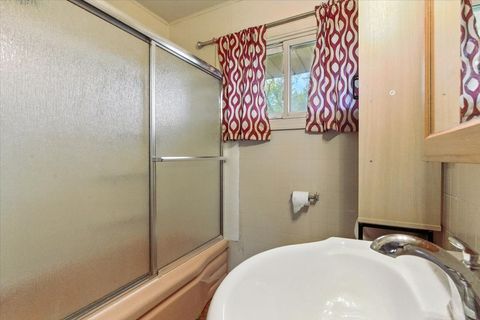 Tiny photo for 425 S Lake Street, Mundelein, IL 60060 (MLS # 12453649)