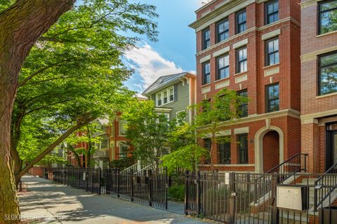 Tiny photo for 1942 N Sedgwick Street #PH, Chicago, IL 60614 (MLS # 12490149)