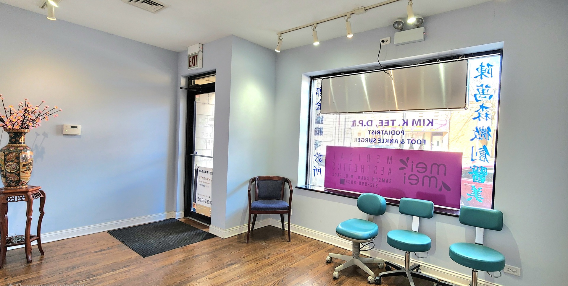 553 W 31st Street 1