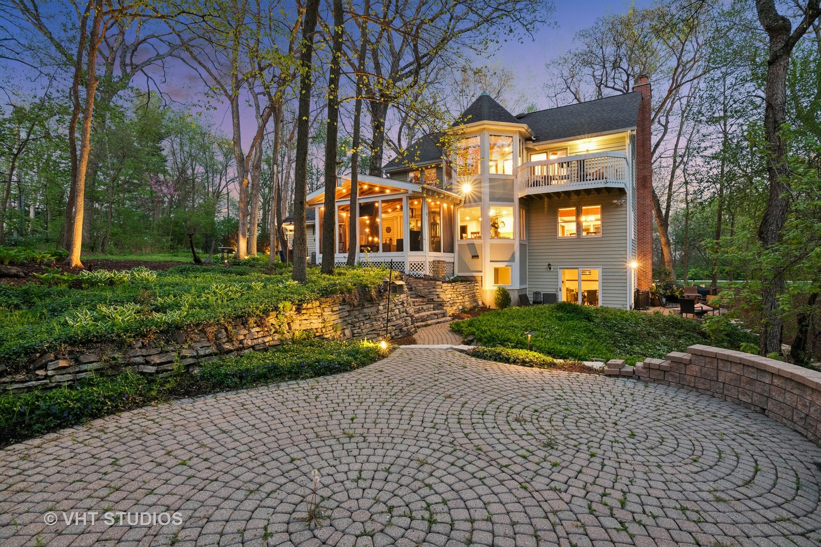 42W142 Ravine Drive