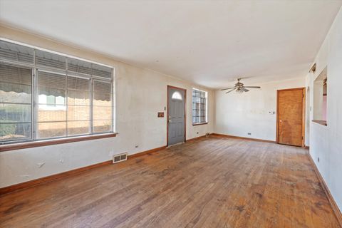 A home in Evergreen Park