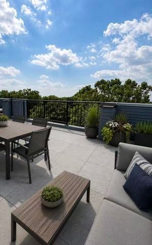 Tiny photo for 3741 N WOLCOTT Avenue #12, Chicago, IL 60613 (MLS # 12738729)