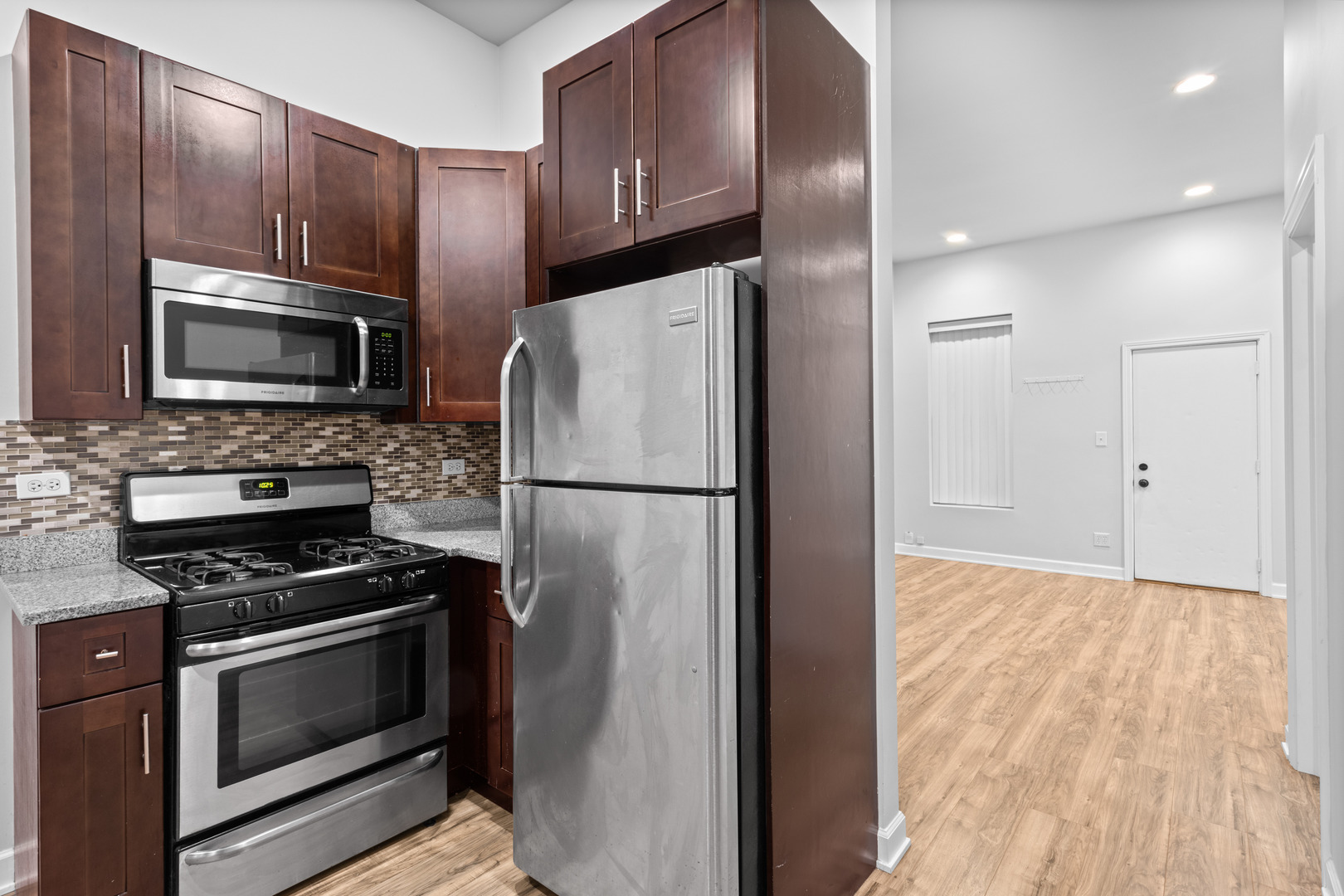 1528 N Ashland Avenue 1R