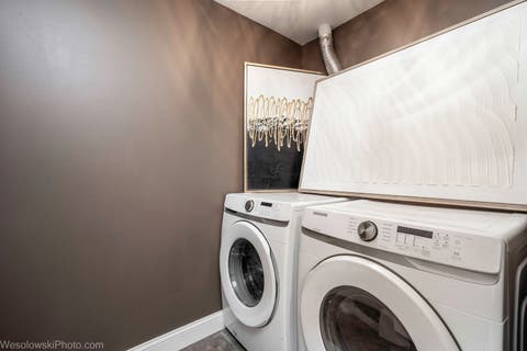 Tiny photo for 1705 Pavilion Way #208, Park Ridge, IL 60068 (MLS # 12689465)