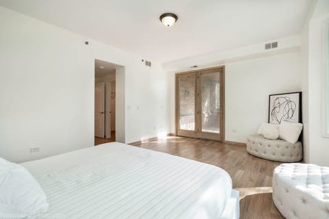 Tiny photo for 1705 Pavilion Way #208, Park Ridge, IL 60068 (MLS # 12689465)