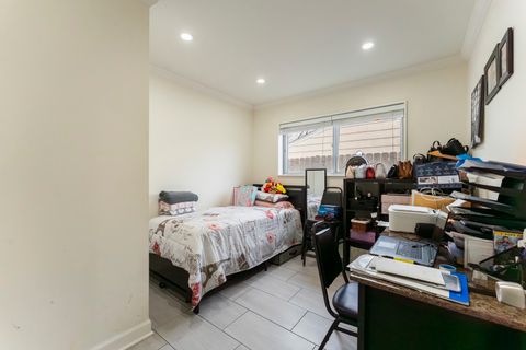 Tiny photo for 216 W Jeffery Avenue, Wheeling, IL 60090 (MLS # 12606423)