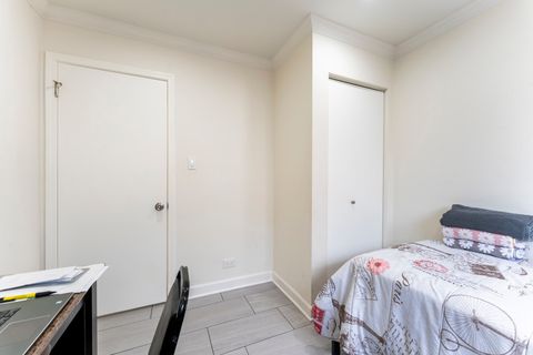 Tiny photo for 216 W Jeffery Avenue, Wheeling, IL 60090 (MLS # 12606423)