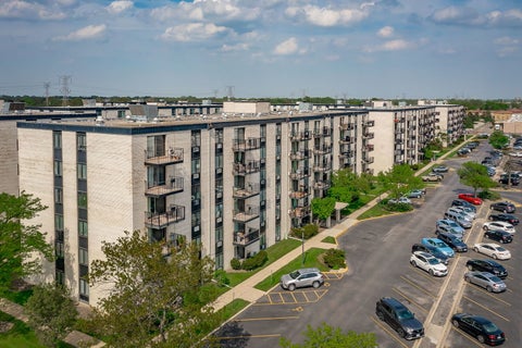 Tiny photo for 9128 W Terrace Drive #2K, Niles, IL 60714 (MLS # 12786884)