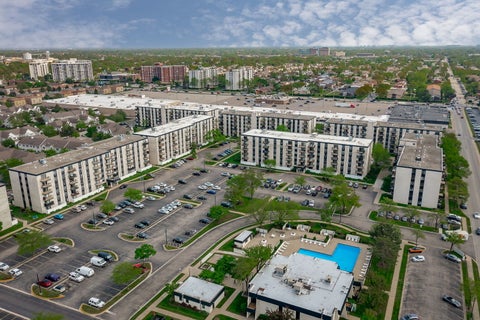 Tiny photo for 9128 W Terrace Drive #2K, Niles, IL 60714 (MLS # 12786884)