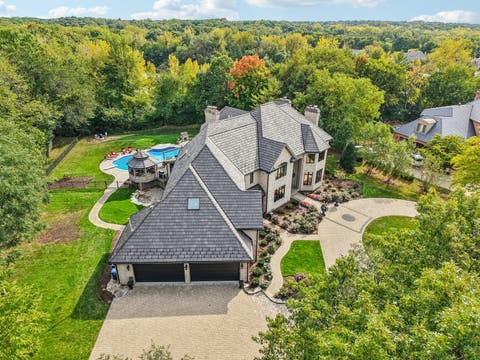 Tiny photo for 3001 Glen Eagles Court, St. Charles, IL 60174 (MLS # 12706876)