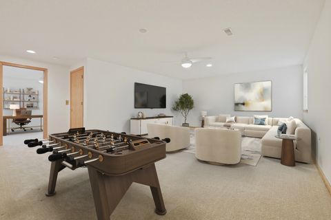 Tiny photo for 611 Belmont Lane, Carol Stream, IL 60188 (MLS # 12612347)