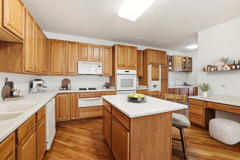 Tiny photo for 611 Belmont Lane, Carol Stream, IL 60188 (MLS # 12612347)