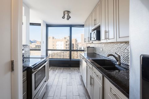 Tiny photo for 5415 N SHERIDAN Road #711, Chicago, IL 60640 (MLS # 12517546)