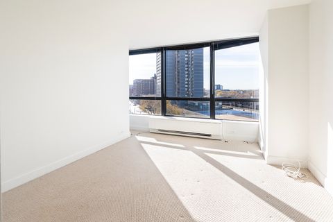 Tiny photo for 5415 N SHERIDAN Road #711, Chicago, IL 60640 (MLS # 12517546)