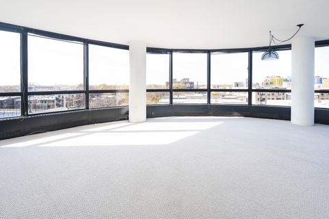 Tiny photo for 5415 N SHERIDAN Road #711, Chicago, IL 60640 (MLS # 12517546)