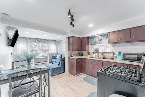 Tiny photo for 1811 Kenilworth Avenue, Berwyn, IL 60402 (MLS # 12624050)