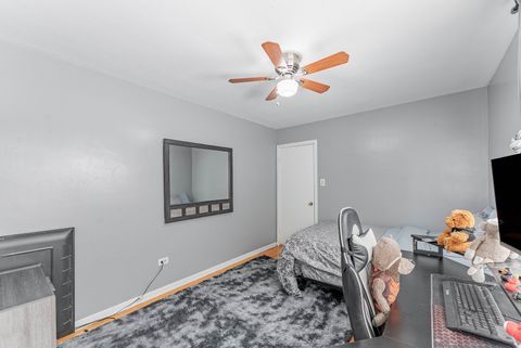 Tiny photo for 1811 Kenilworth Avenue, Berwyn, IL 60402 (MLS # 12624050)