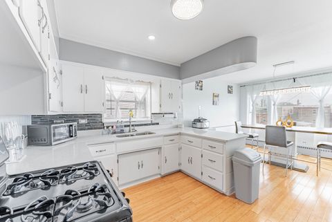 Tiny photo for 1811 Kenilworth Avenue, Berwyn, IL 60402 (MLS # 12624050)